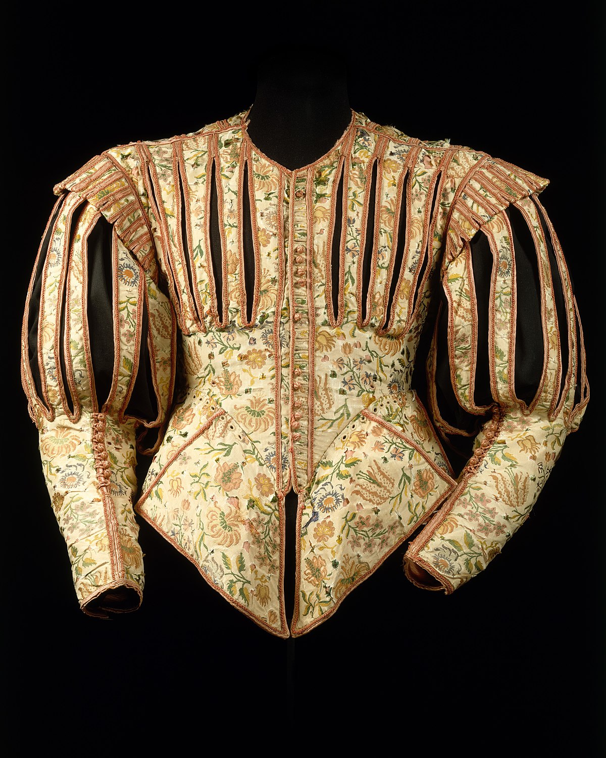 File:Doublet MET DT6130.jpg - Wikimedia Commons