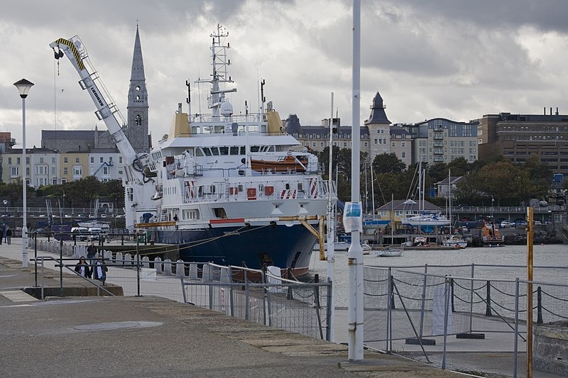 File:Dun Laoghaire County Dublin (photographed from the pier) (1603357759).jpg