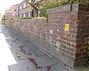 Eckernfoerder Strasse 111-113 Kiel Mauer.jpg