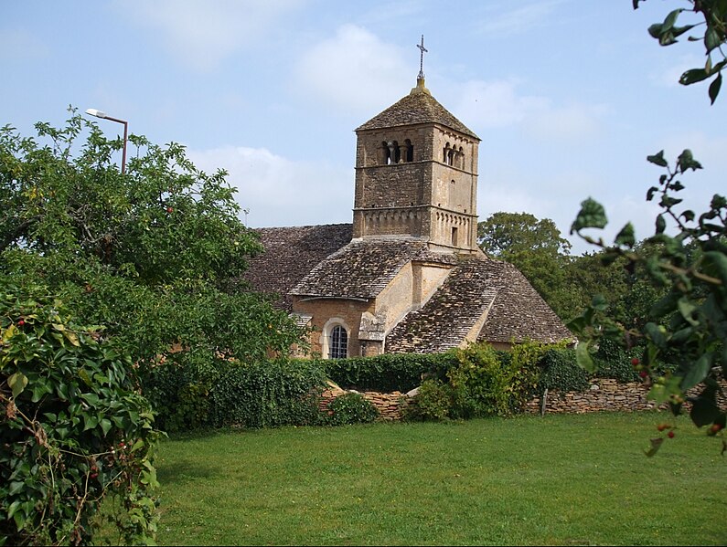 File:Eglise Ameugny.jpg