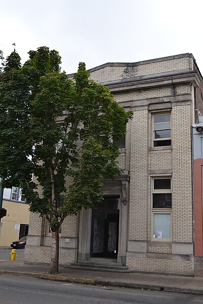 File:First National Bank of Cottage Grove (Cottage Grove, Oregon) 1911.jpg