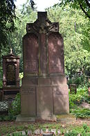 Frankfurt, main cemetery, grave D 214-214a Borgnis.JPG