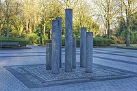 Fontaine colonne Fritsche Klages Oberhausen.jpg