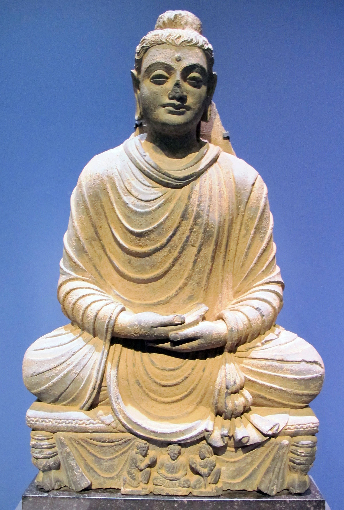 1200px Gandhara periodo kushan buddha in meditazione I IV sec JPG
