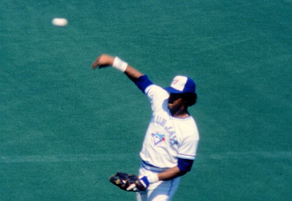 Bell playing for the Blue Jays in 1985