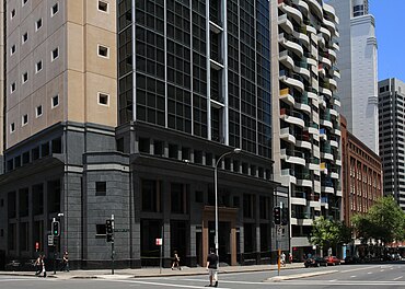 Goulburn Street, Sydney.jpg