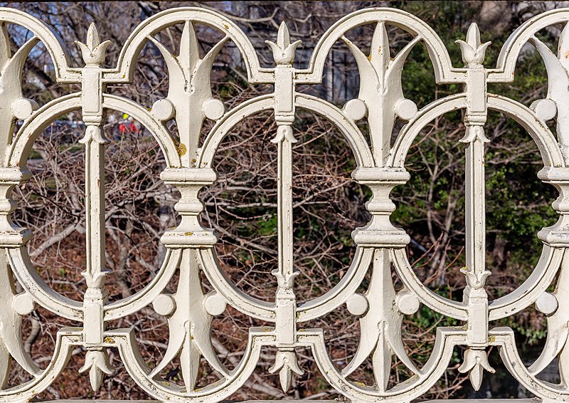 File:Handrailing detail, Armagh Street Park Bridge, Christchurch, New Zealand.jpg