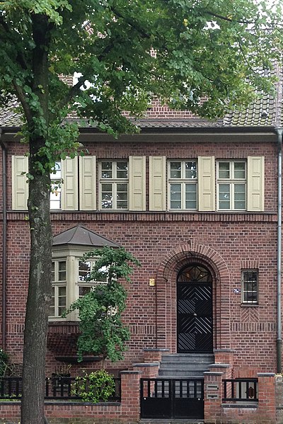 File:Haus Düsseldorfer Straße 71a, Düsseldorf-Oberkassel.jpg