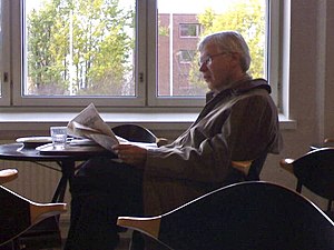 Bengt Robert Holmström