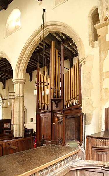 File:Holy Trinity, Elsworth - Organ - geograph.org.uk - 5208355.jpg