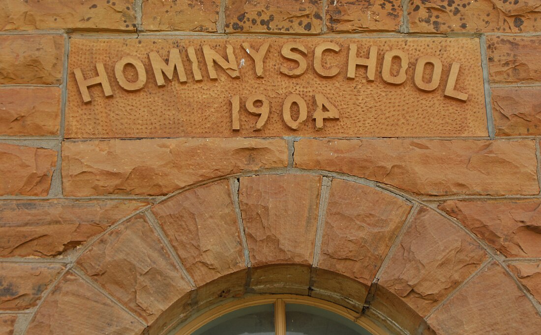 Hominy School