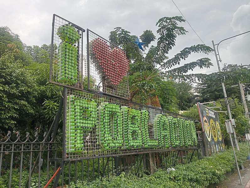 File:I Love Poblacion Marker, Makati City.jpg