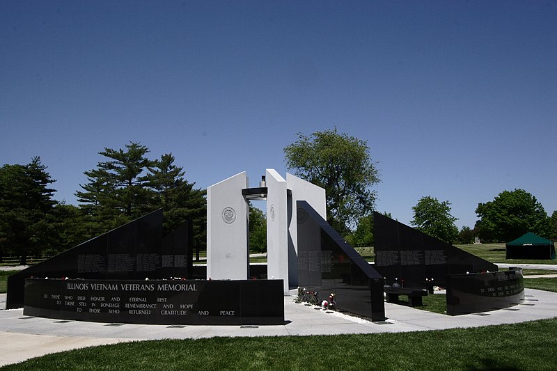 File:Illinois Vietnam Veterans Memorial.JPG