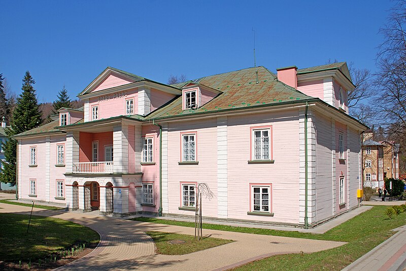 File:Iwonicz-Zdrój, Stary Pałac (HB1).jpg