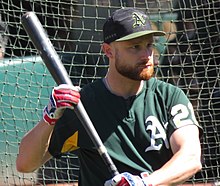 Lucroy with the Athletics in 2018 Jonathan Lucroy - batting practice (28960144107) (cropped).jpg