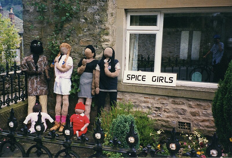 File:Kettlewell scarecrow festival, 1999 geograph-7634734-by-Stephen-Craven.jpg