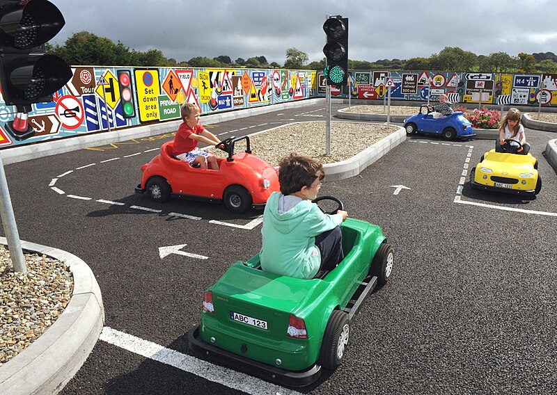 File:Kids Driving School.jpg