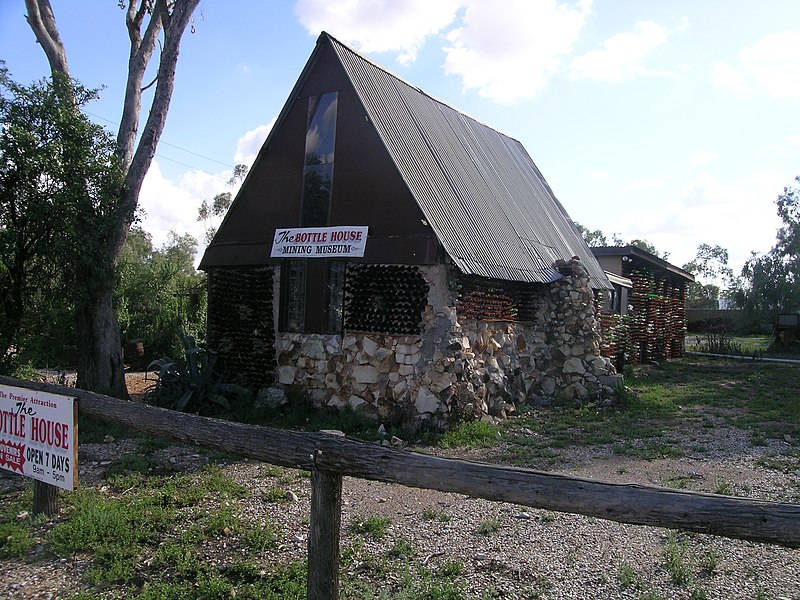 File:Lightning Ridge 5.JPG