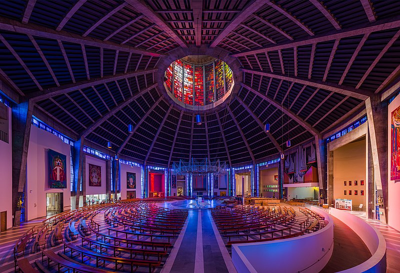 File:Liverpool Metropolitan Cathedral Interior, Liverpool, UK - Diliff.jpg