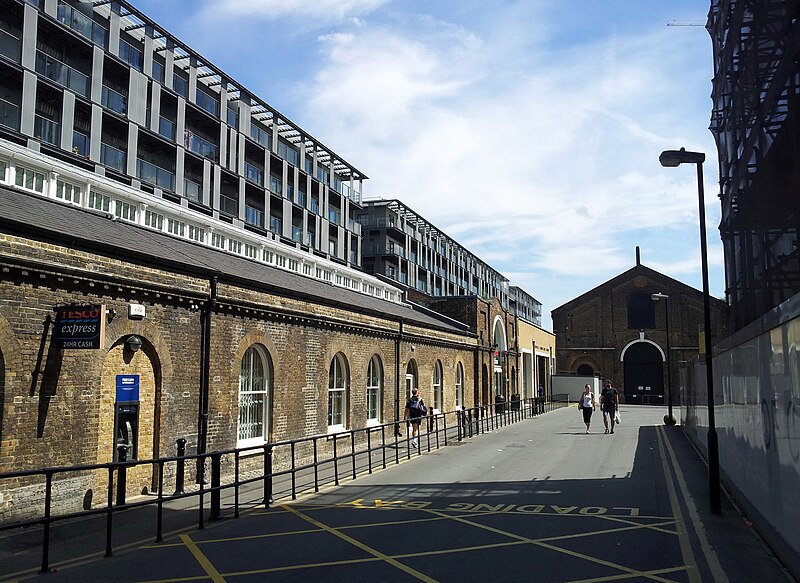 File:London-Woolwich, Royal Arsenal, Major Draper St 09.jpg