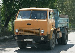 MAZ-503 camion 300px-MAZ-503A