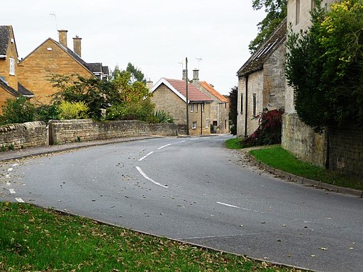 Main Street, Clipsham - geograph.org.uk - 2122481