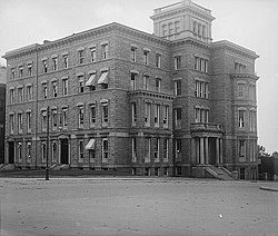 Marine hospital bldg.jpg