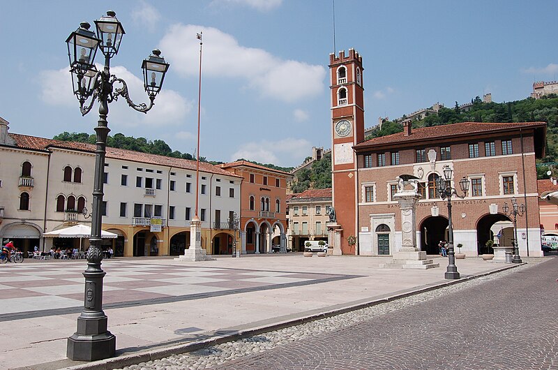 File:Marostica7.JPG