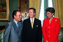 Menem meeting with U.S Secretary of Defense William Cohen at the Casa Rosada on 15 November 1999.