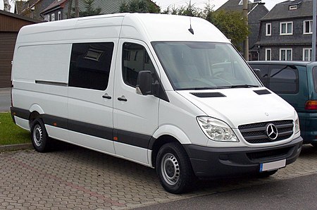 Mercedes-Benz Sprinter.JPG