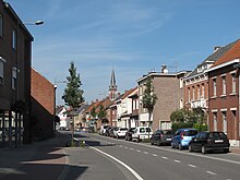 Merksplas, straatzicht met kerk op achtergrond foto1 2010-10-03 14.08.JPG