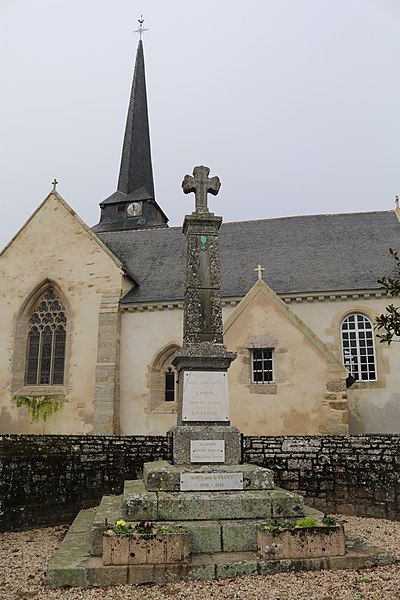 File:Monument aux morts à Ambon (Morbihan).jpg
