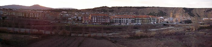 Vista general de Murillo del Río Leza