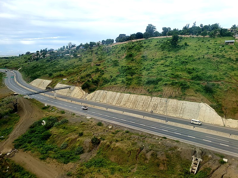 File:Nairobi-NMombasa Highway.jpg