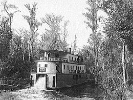 Metamora paddle wheel steamboat on the Ocklawaha c. 1902. Did tours from Palatka to Silver Springs