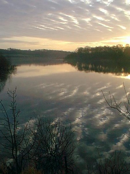 File:Ogston - View across Chapel Bay - geograph.org.uk - 310506.jpg