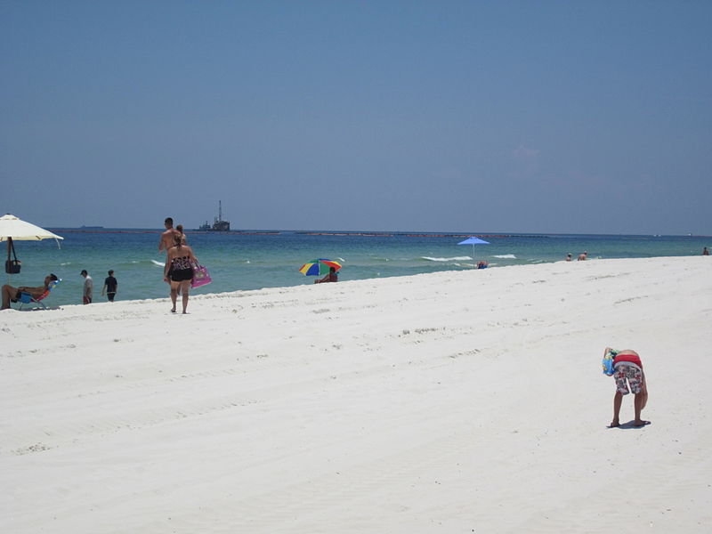 File:Orange Beach Sun and Booms.JPG