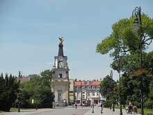 Park Stary i brama przy Pałacu Branickich.jpg