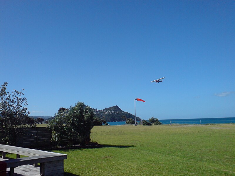 File:Pauanui Airfield Right Within The Village 02.jpg