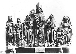 Photograph of eight sculptures