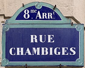 Voir la plaque.