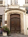 Porte de la maison 11 rue Mathieu-de-la-Drôme à Romans