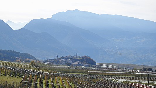 vom Val di Non - Nonstal - mit dem nördlich vorgelagerten Monte Fausior