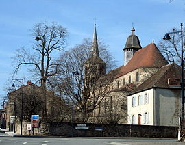 La chiesa di Évaux-les-Bains e il presbiterio