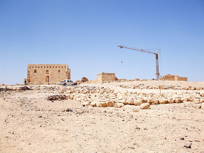 File:Qasr Al-Hallbat complex.jpg