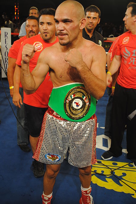 Raymundo Beltran wins NABF Lightweight title, July 2012.jpg