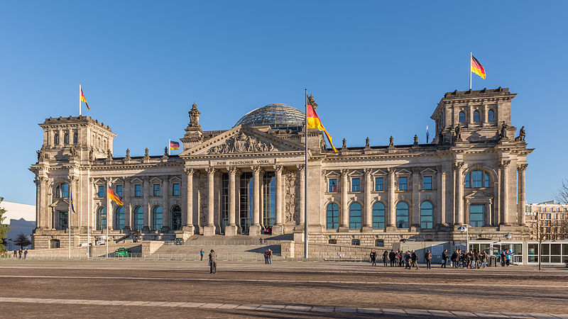 File:Reichstagsgebäude November 2013 01.jpg