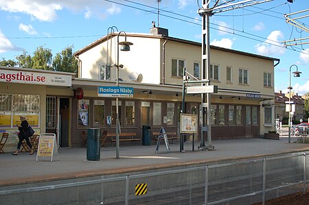 Roslags Näsby station 2