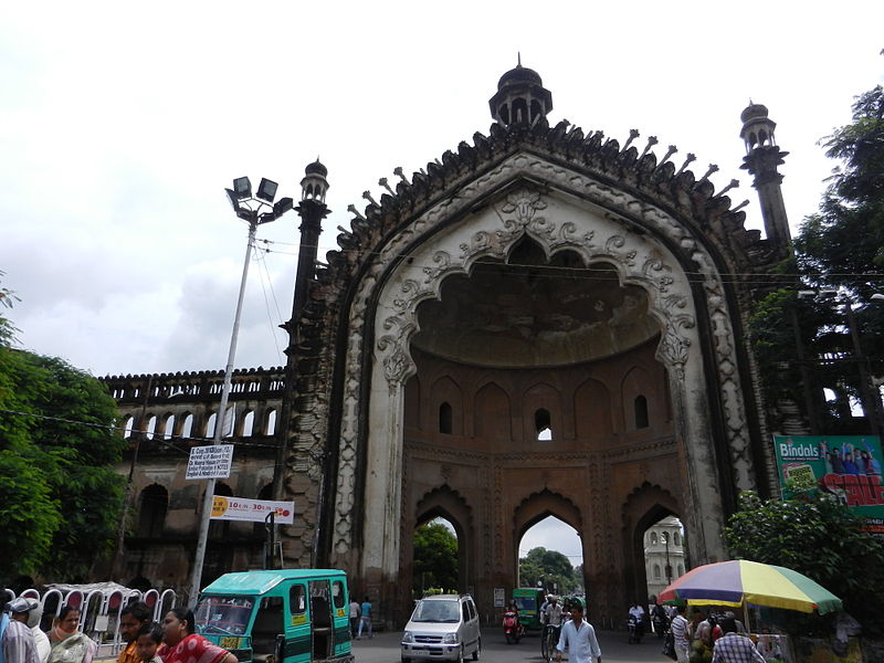 File:Rumi darwaza of Lucknow 09.JPG