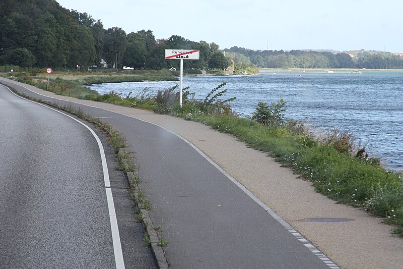 File:Rungsted city border IMG 0125.JPG